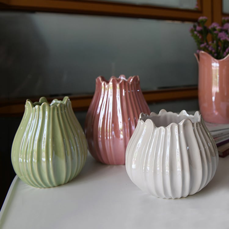 Chinese Unbreakable Window Ball Shape Ceramic Plant Flower Pot
