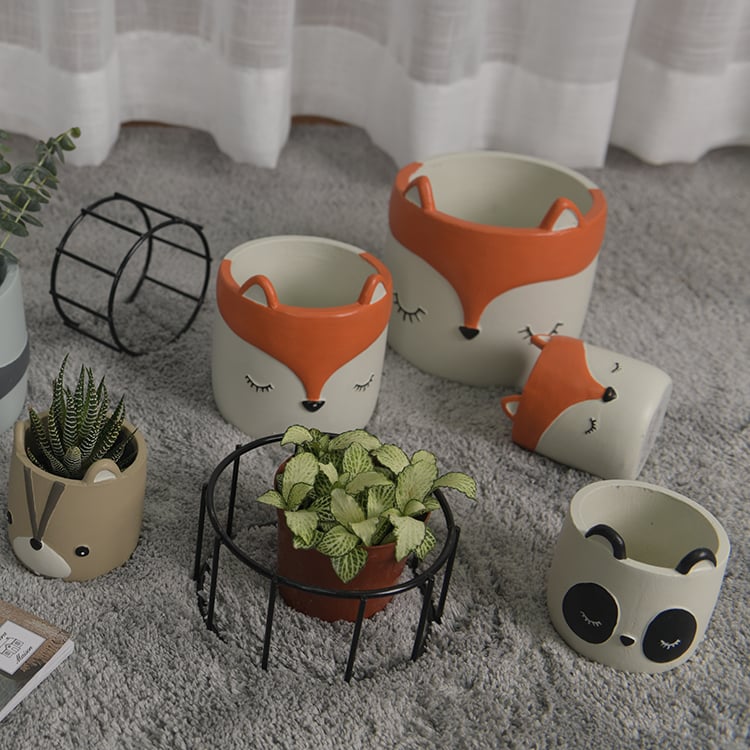 Cute Fox Animal Design Cement Flowerpot Manufacturer