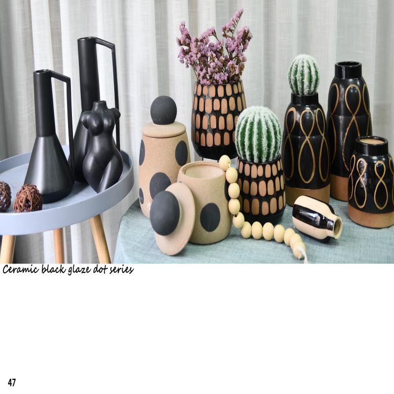 Ceramic Black Glaze Dot Series Flower Vase With Handle