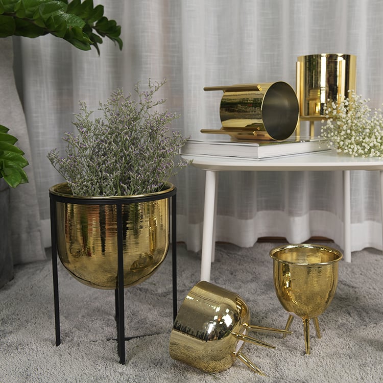 Customizable Size Round Shape Golden Metal Flower Pot With Iron Stand